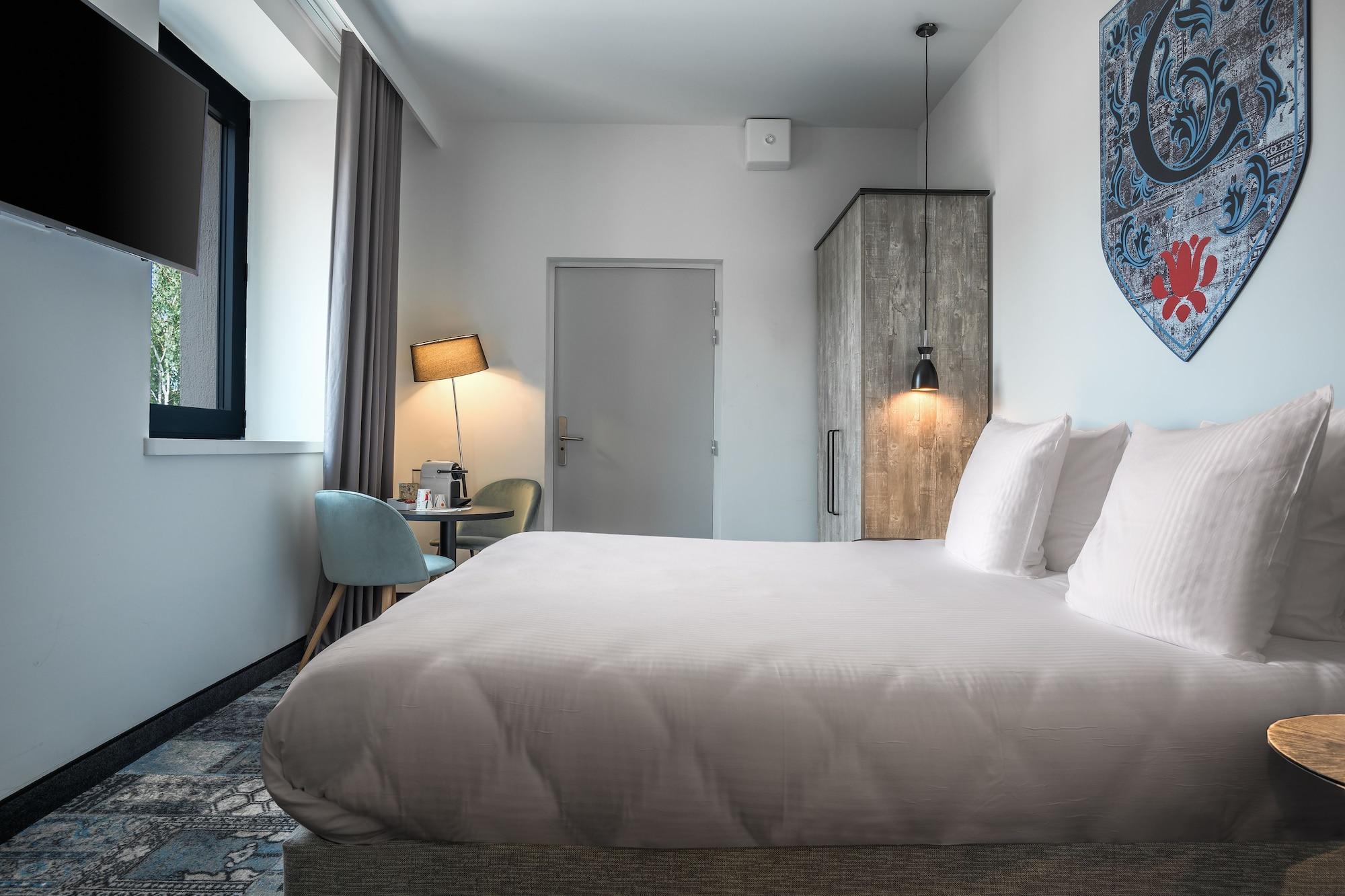 Hotel Sowell Les Chevaliers 4*